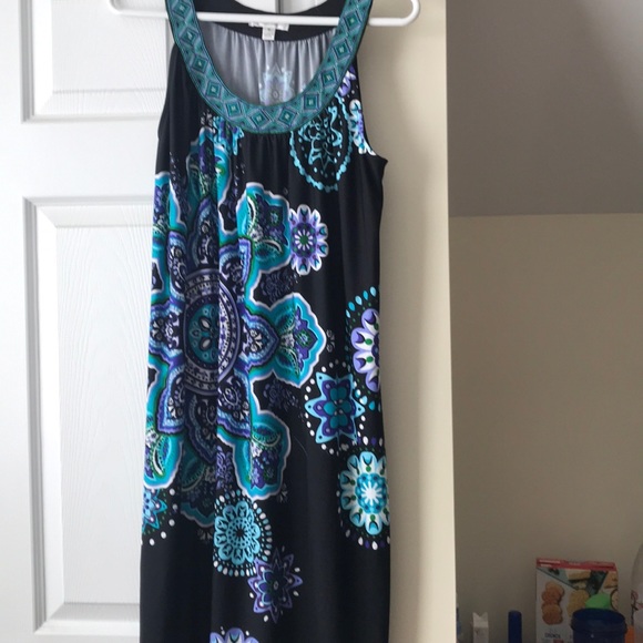 Dress - Picture 3 of 3